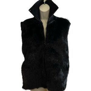 K.I.K.I.T  large, black, faux fur vest knit collar, zip front with pockets